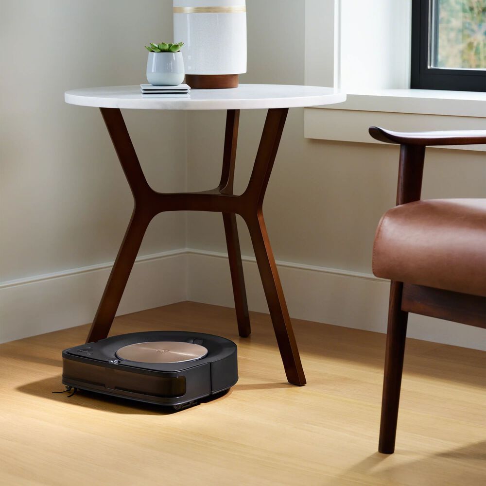 iRobot Roomba s9+ Robot Vacuum Cleaner with Clean Base